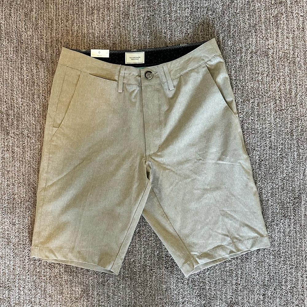 NWT!  Men’s 7Diamond performance shorts - 29” waist